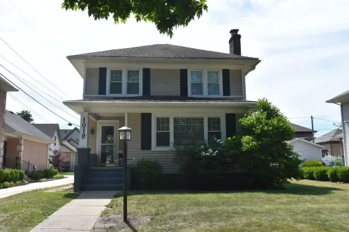 Perfect Notre Dame House Located Two Blocks from Eddy Street Commons and campus!