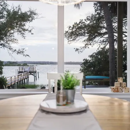 Gorgeous Waterfront w/ Golf Cart! 4 bds, 3.5 ba! Sleeps 12