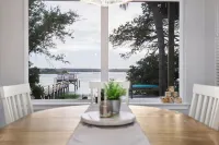 Gorgeous Waterfront w/ Golf Cart! 4 bds, 3.5 ba! Sleeps 12 Hotels in Crescent Beach