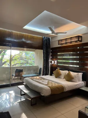 Hotel Samrat
