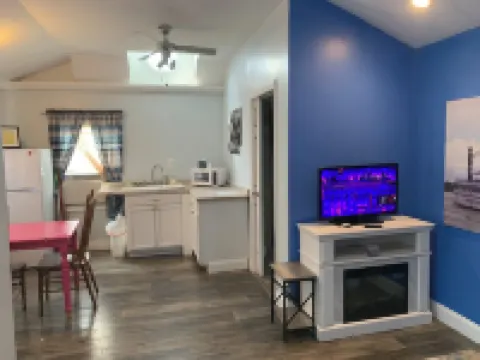 Little Blue Cottage on Spanish