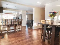 Fireweed House - Elegant Downtown Escape with Local Flair