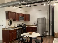 Spacious Loft in Historic Baggs Square Hotels in Utica