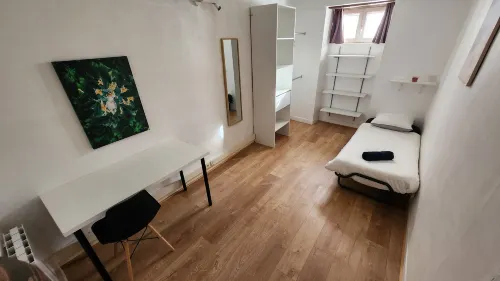 Authentic Toulousain - T4 Chalets - Hypercentre - Near Train Station