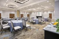 Embassy Suites by Hilton Tampa Downtown Convention Center - parking