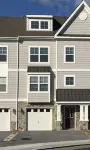 Spacious 4 Bed, 4,5 bath. Pet friendly. Come enjoy Rehoboth!