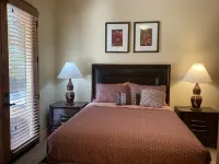 INCREDIBLE, City and Mountain Views!!  The best Arizona SUNSET views!