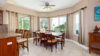 Key Largo Sunset Estate - บังกะโล