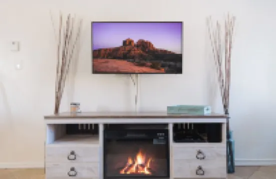 Adventure Loft: Near Trails, Pool and Golf