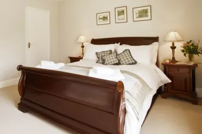 No. 10 West End Osmotherley Hotels near M&S Foodhall