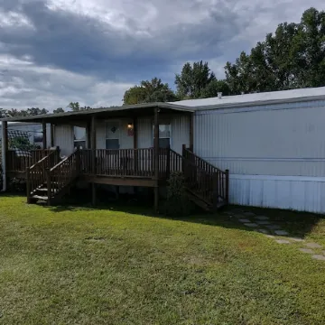 REEL DEAL! Covered Boat Parking! LONG TERM RENTAL!