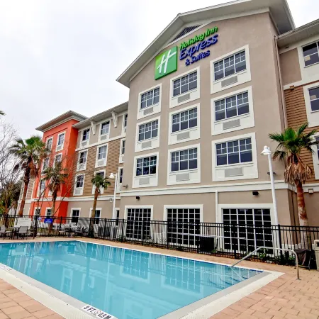 Holiday Inn Express & Suites PALM COAST - I-95 by IHG