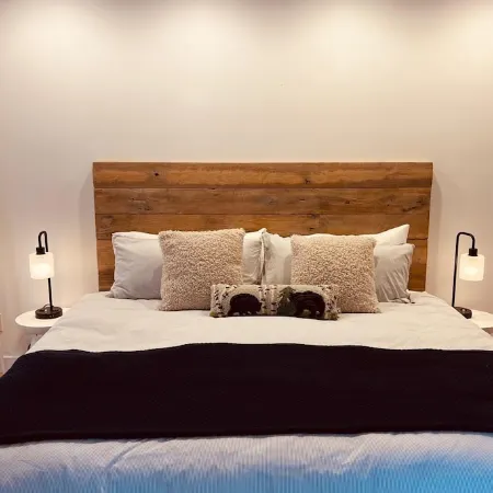 Luxurious Ski in-Ski Out Mnt. Creek/Hot Tub/Tennis & Pickleball/Heated Pool/Golf