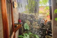 阿達碼頭 Naranjas酒店