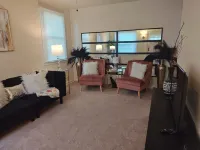 Charming 2-bedroom apartment with WiFi, AC in Portsmouth. Close to Rivers Casino