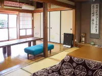 Shingu Guest House Sou Hotel di Shingu