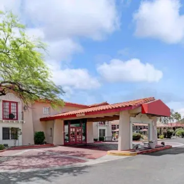 Days Inn by Wyndham Tucson City Center