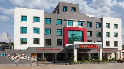 Max Hotels Jabalpur Hotels near Masjid FIAZAN E JAMAL E MUSTAFA