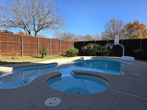 Spacious 5BR villa with backyard Oasis, Pool, Air hockey and high speed WiFi