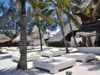 Barracuda Inn Resort Hôtels à : Uyombo