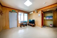 Bakripo Badawa Padosori Camping Pension Taean Sinduli Haean Sagu附近的飯店