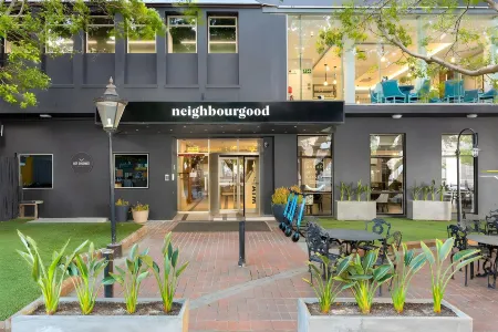 Neighbourgood East City