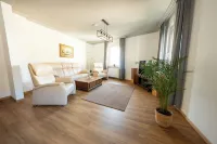 Beautiful vacation apartment directly on the Rhine, fantastic castle view in Bad Salzig