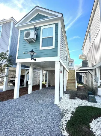 Charming cottage with WiFi and AC in tranquil Pass Christian