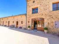 Le Mas des Trois Anges فنادق في Saint-Denis