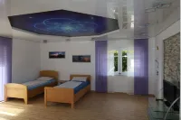 Stadtvilla mit Pool und Sauna โรงแรมใน