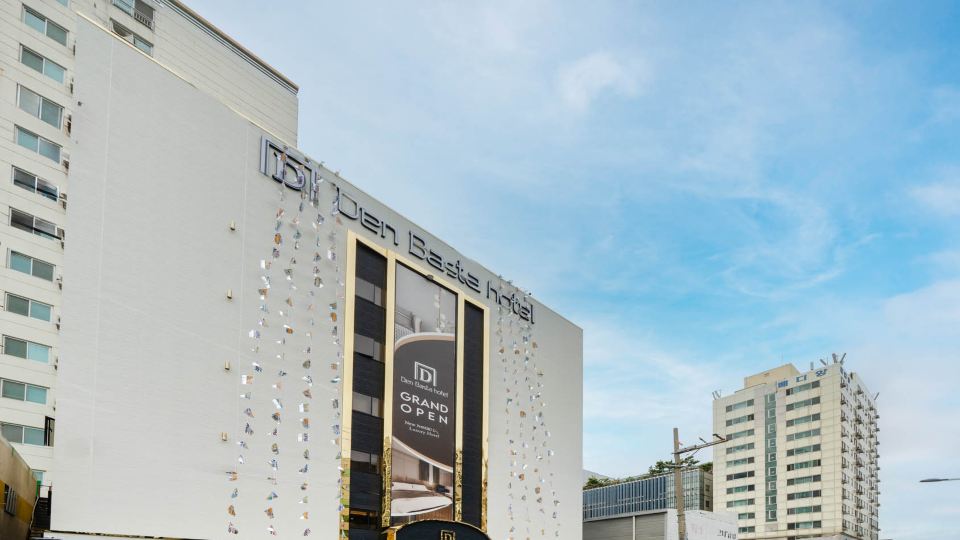 Deokcheon Denbasta Hotel