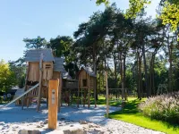 Chalet by Pond with Sauna Hotels in Bladel