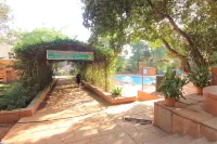 Gujarat Bhavan Hotel Hotels in Raigad