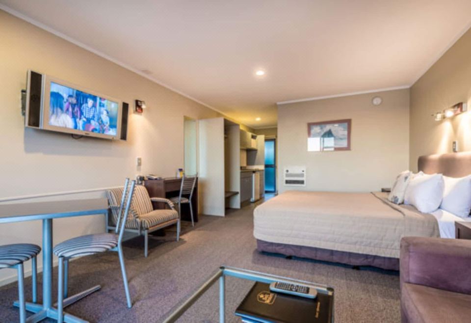 세일 온 더 레이크 객실 내부