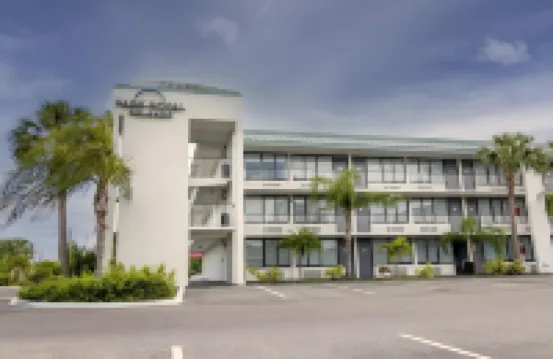 Park Royal Orlando Hotels near The Loop