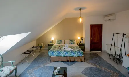 Hostal Escala Suites