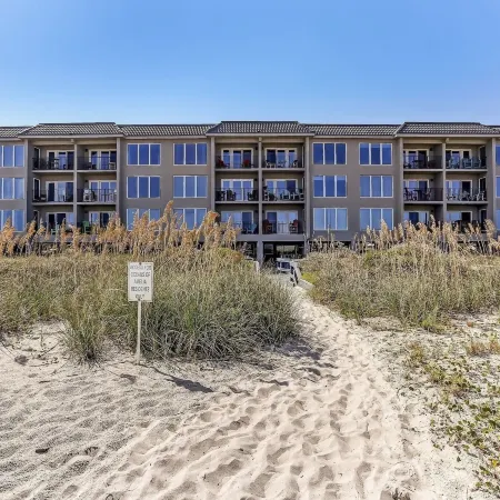 Renovated Seaside Condo with Gorgeous View of the Ocean