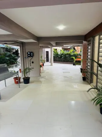 Mighter Crest Studio Apartment Отели рядом с достопримечательностью «RD CIRCLE»