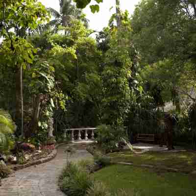 Graycliff Hotel Hotel Exterior