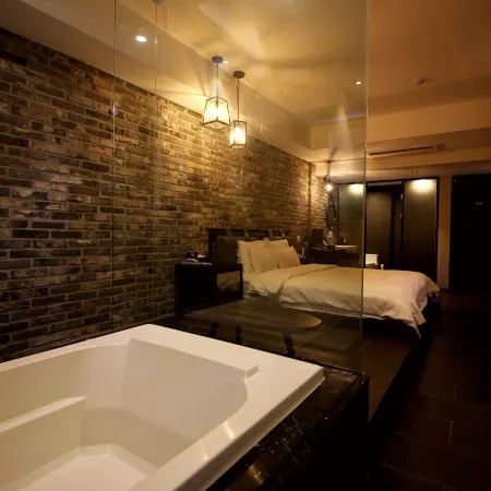 Masan Almond Hotel