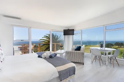 Penguins View Guesthouse Hotel berhampiran Reddam House