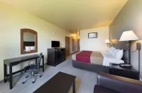 Econo Lodge Inn & Suites Bridgeport - 2-Star