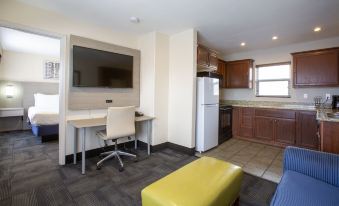 Hotel Aspen Flagstaff/ Grand Canyon InnSuites
