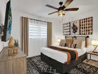 8Br Gem with Pool, Lake View & Tons of Amenities! Hotels in Davie