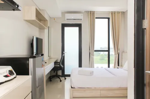 Comfortable Studio at Monroe Tower Apartment Hotels in North Cikarang