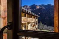 Mirtillo Alpino Casa Vacanze Hotels in Staffa