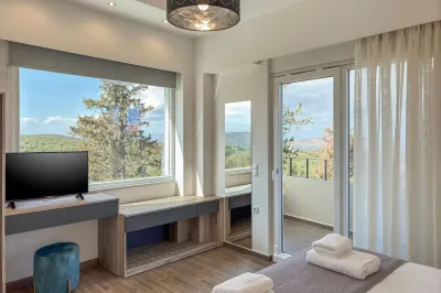 AéNaos Luxury Villa with Pool in Galatas