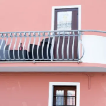 Alicetta Apartment by Ca-Sa Check