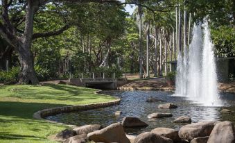 Zenwestralia Cityscape Balcony Outdoor Dining