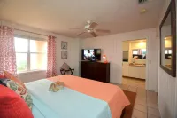 Just Beachy A Luxury Retreat Sleeps 12 3 Levels with Elevator- Perfect for 1-3 Families - balcony